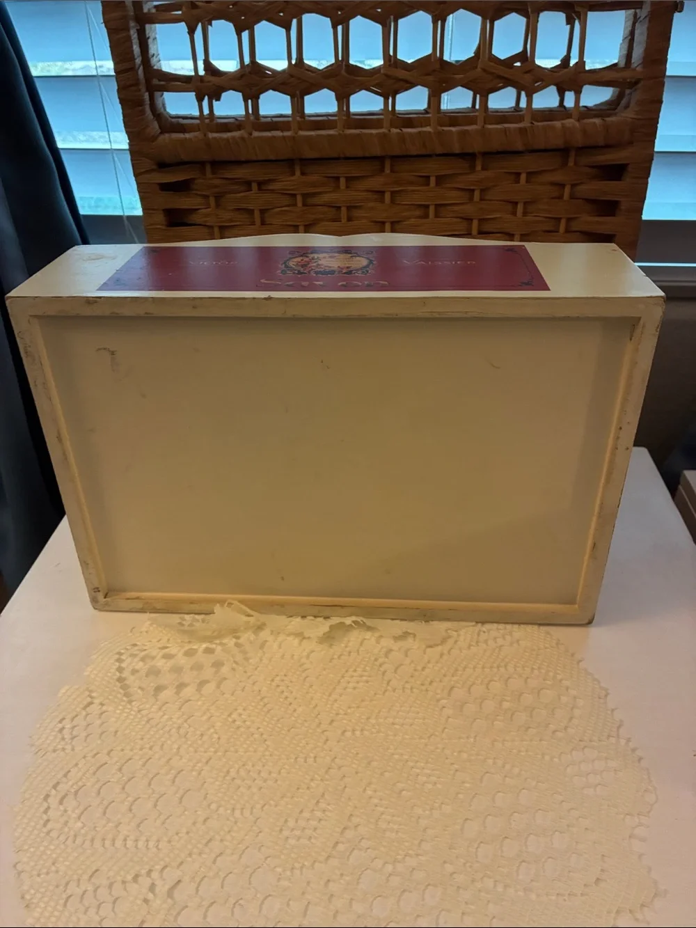 Vtg 1900’s  Victor Vaissier Savon Wallflower White Wooden Soap Caddy w/Handle